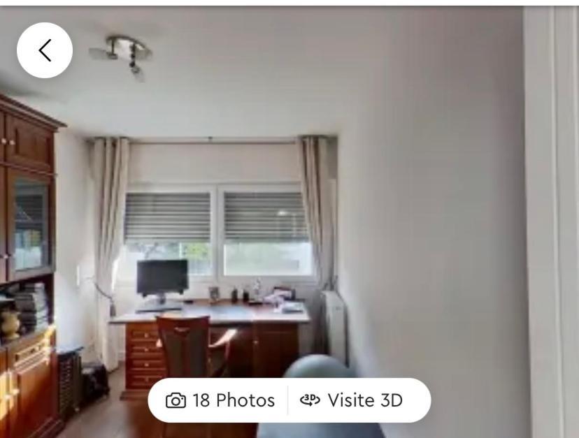 Chambres A Loyers Dans Un Penthause 부르그-라-레인느 외부 사진